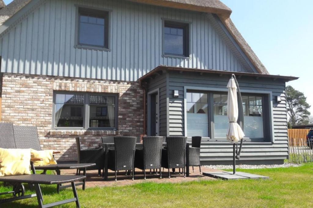 Ferienhaus Finja In บอร์น ภายนอก รูปภาพ